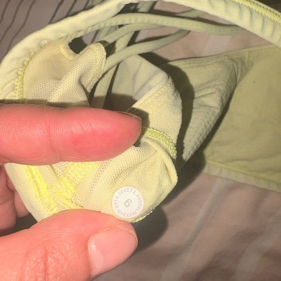 lululemon athletica Light Yellow Crisscross Sports Bra - Picture 5 of 5
